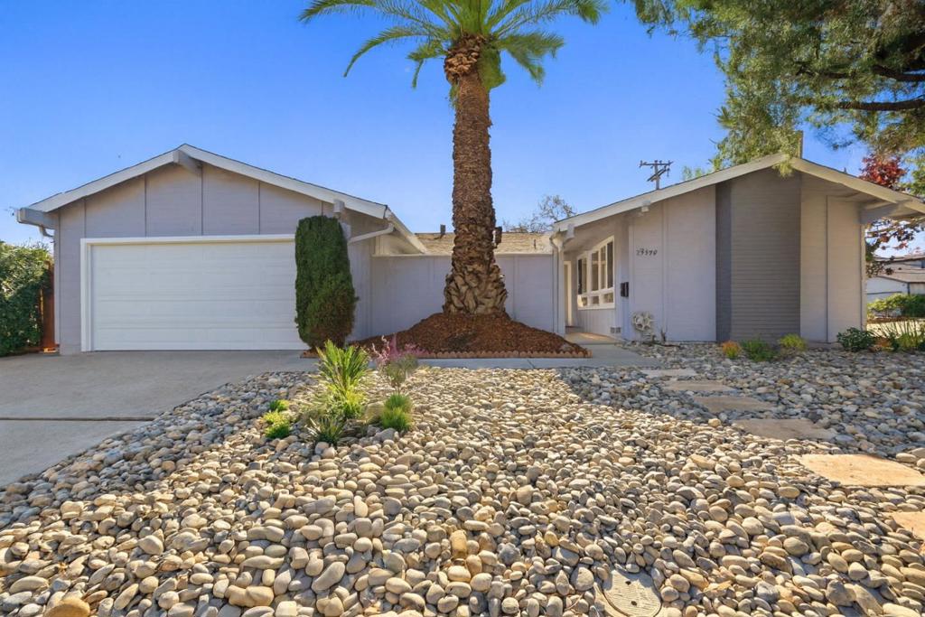 MLS #ML82026652 image #1