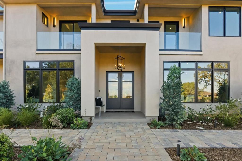 MLS #ML82026708 image #0