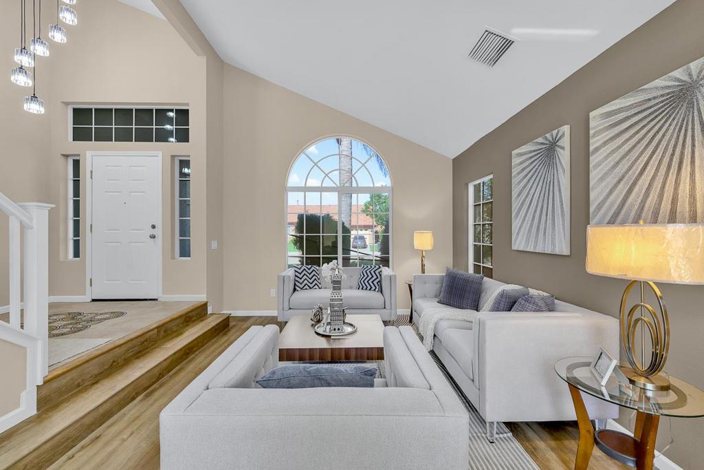 MLS #ML82026964 image #2