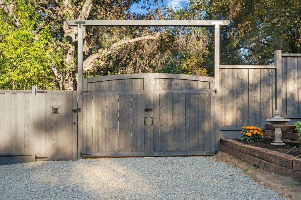 MLS #ML82027000 image #54