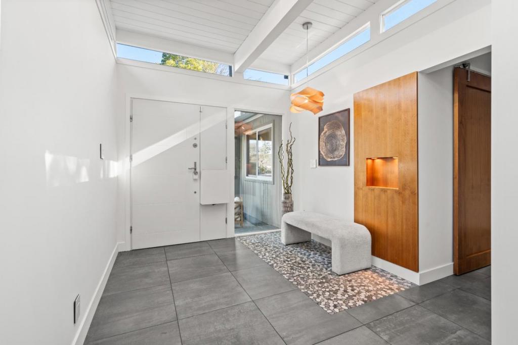 MLS #ML82027125 image #3