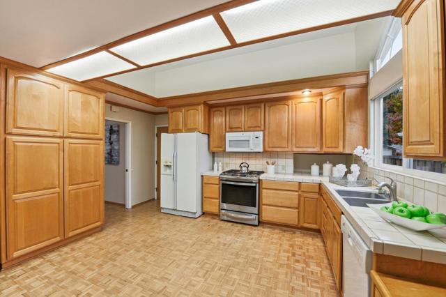 MLS #ML82027177 image #5