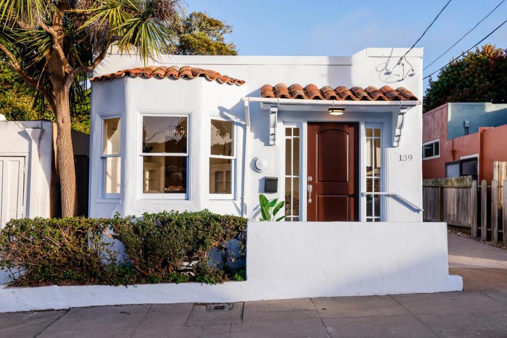 MLS #ML82027487 image #0