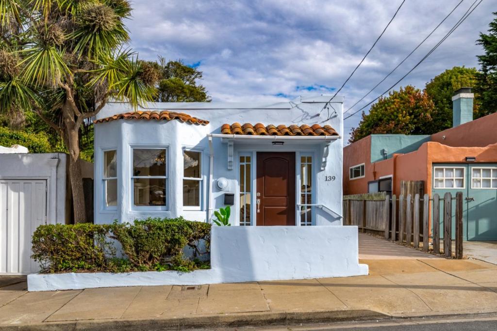 MLS #ML82027487 image #1