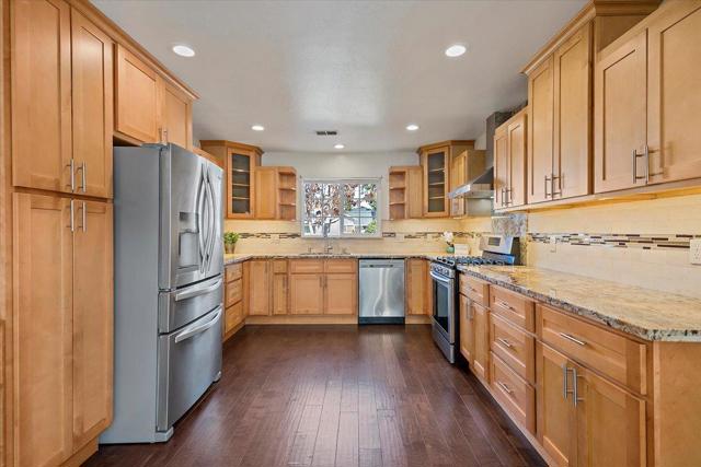 MLS #ML82027610 image #4