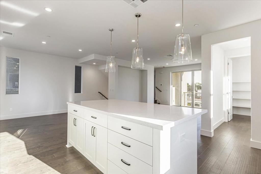 MLS #ML82027630 image #7