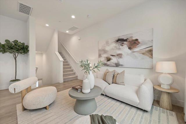 MLS #ML82027658 image #4