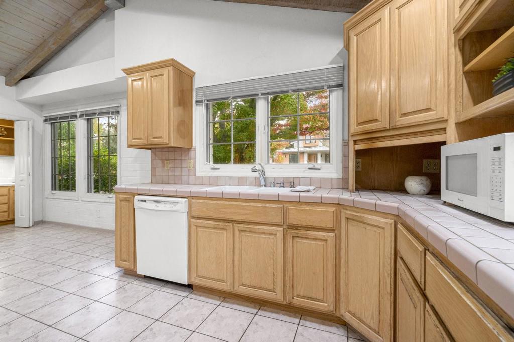 MLS #ML82027671 image #32