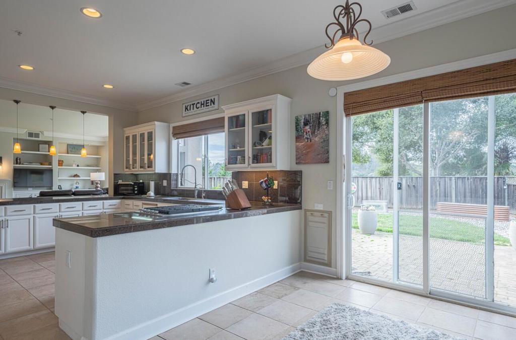 MLS #ML82027782 image #1