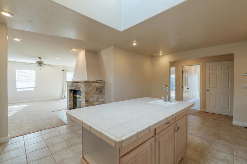 MLS #ML82027933 image #4