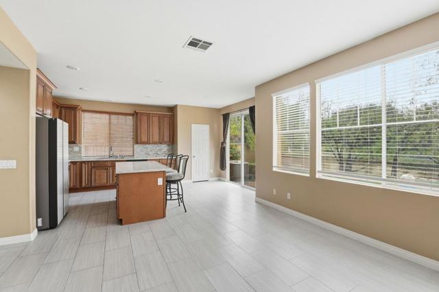 MLS #ML82027982 image #5