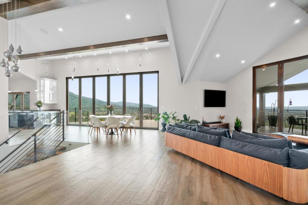 MLS #ML82028040 image #10