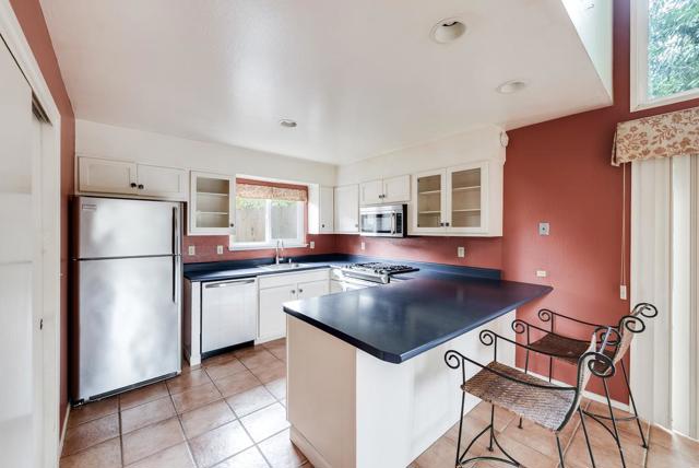 MLS #ML82028051 image #5