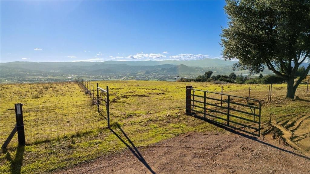 MLS #ML82028140 image #1