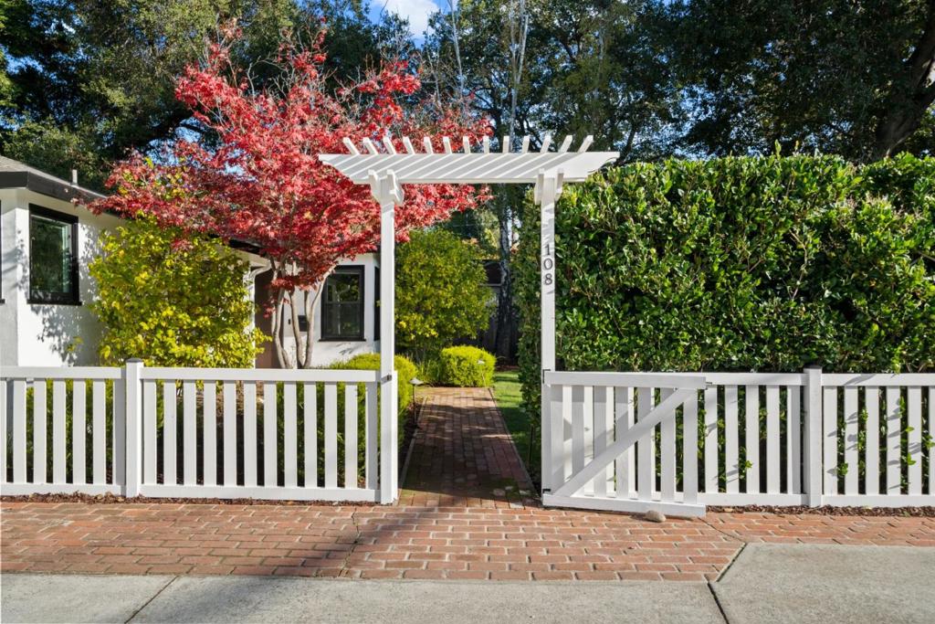 MLS #ML82028507 image #2