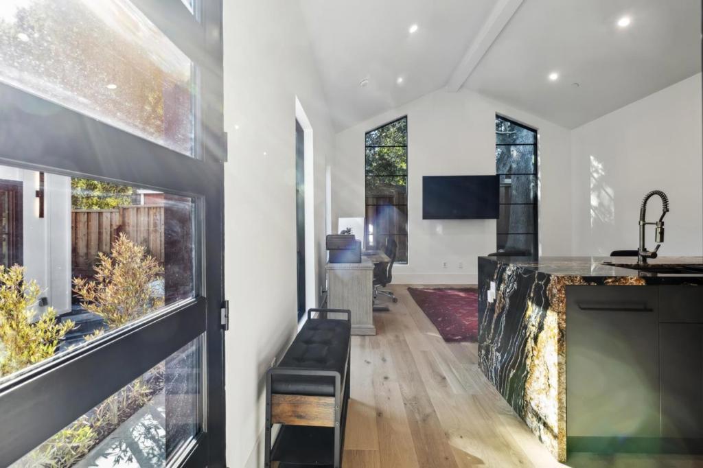 MLS #ML82028538 image #104