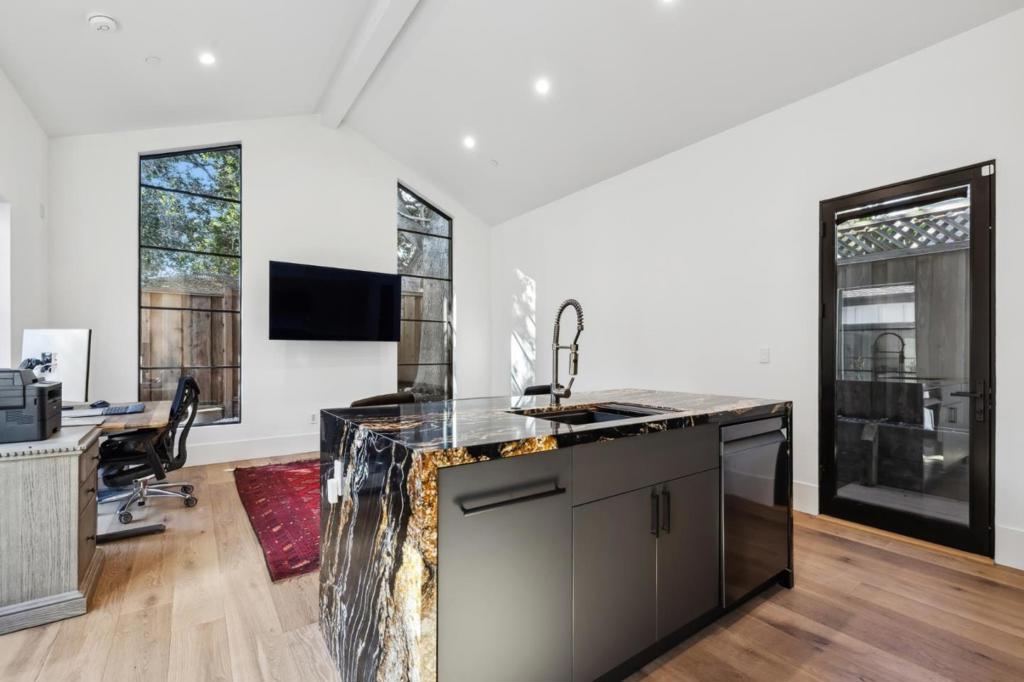 MLS #ML82028538 image #114