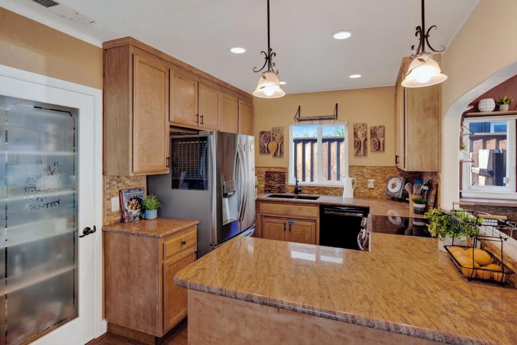 MLS #ML82028595 image #4