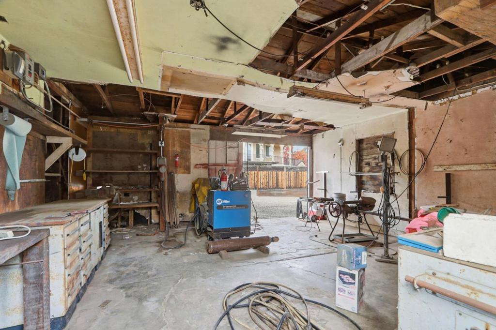 MLS #ML82028657 image #36