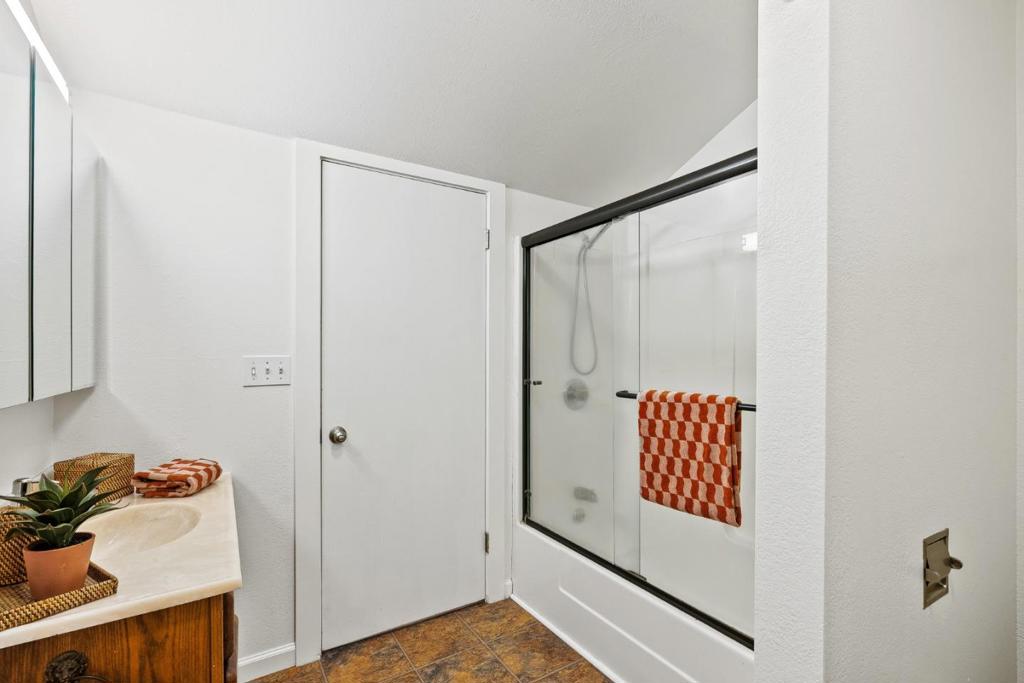 MLS #ML82028673 image #18