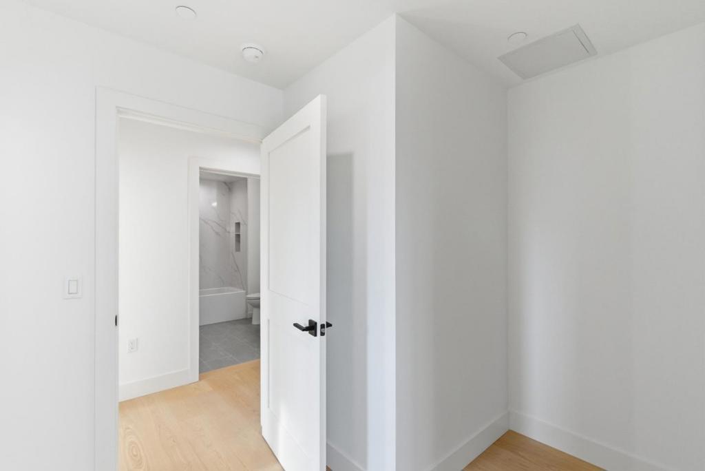 MLS #ML82028883 image #23