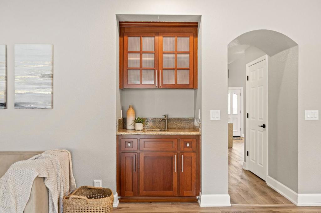 MLS #ML82028894 image #33