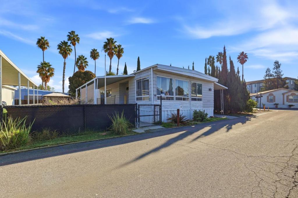 MLS #ML82028901 image #0