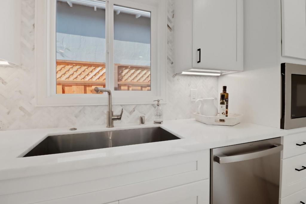 MLS #ML82028903 image #3