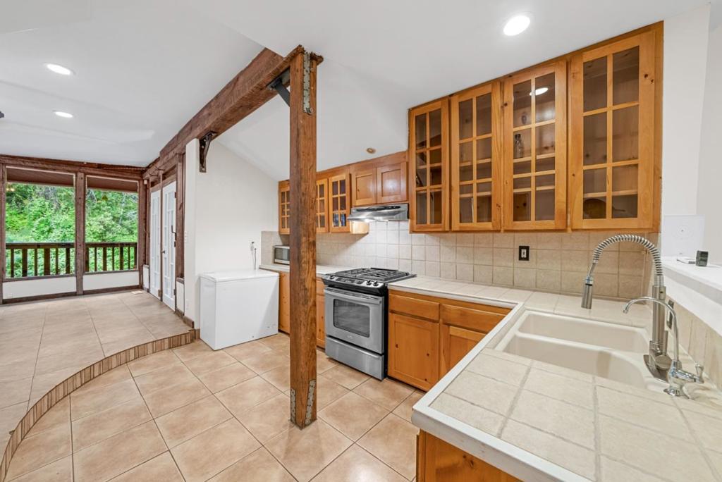 MLS #ML82028965 image #22