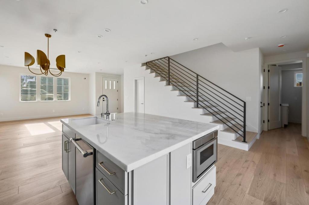 MLS #ML82029004 image #9