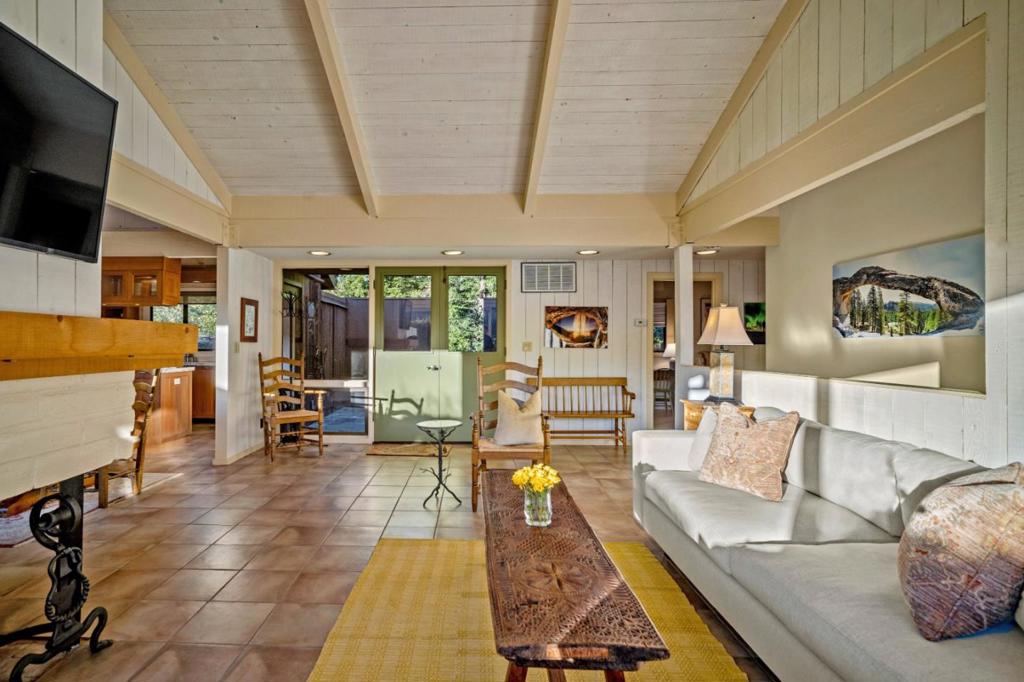 MLS #ML82029102 image #3