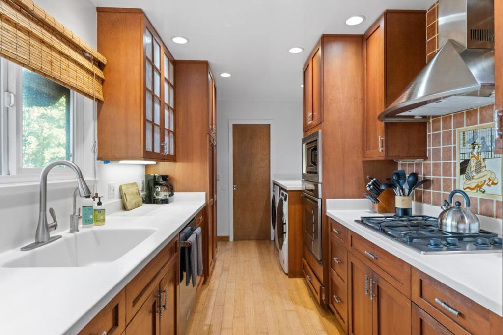 MLS #ML82029145 image #9