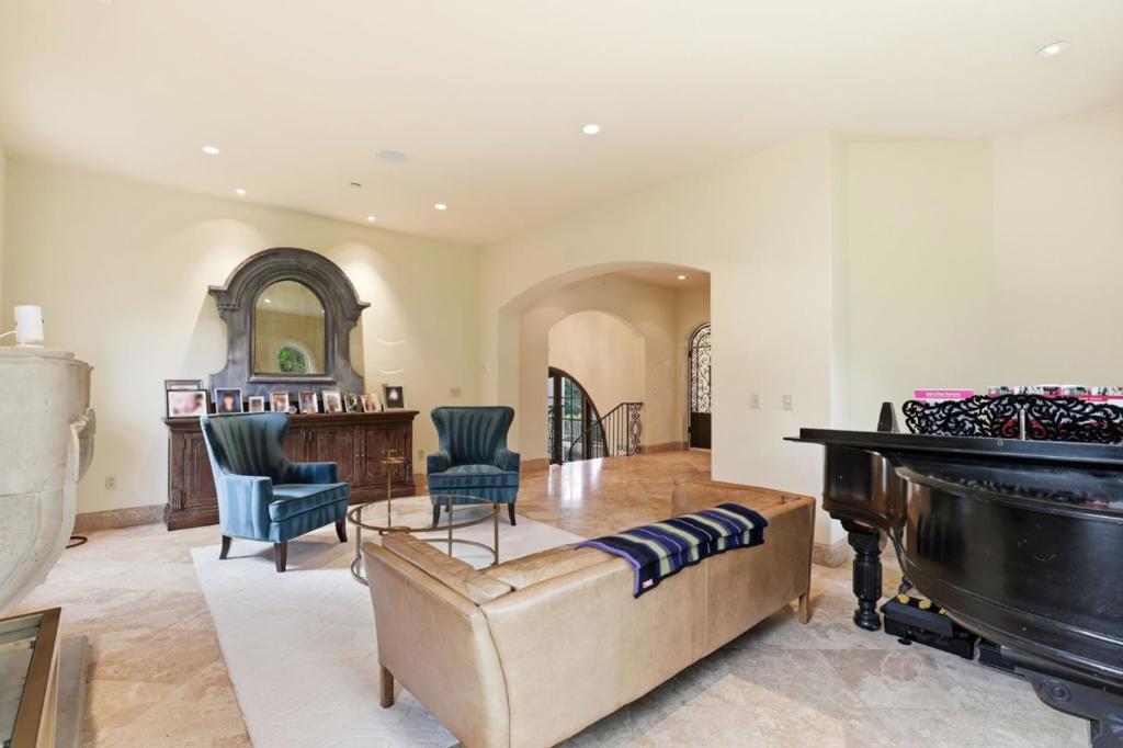 MLS #ML82029257 image #6