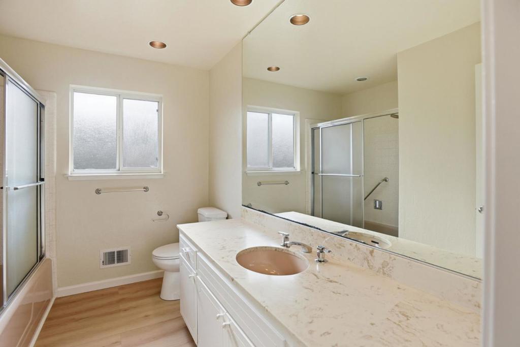 MLS #ML82029664 image #32