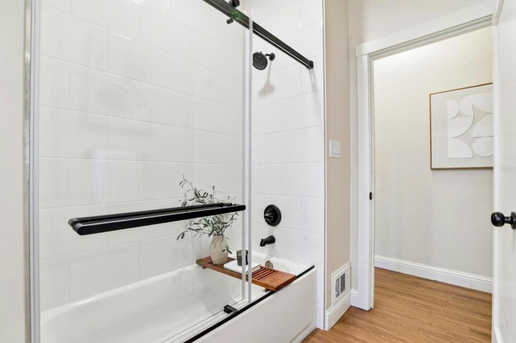 MLS #ML82029952 image #16