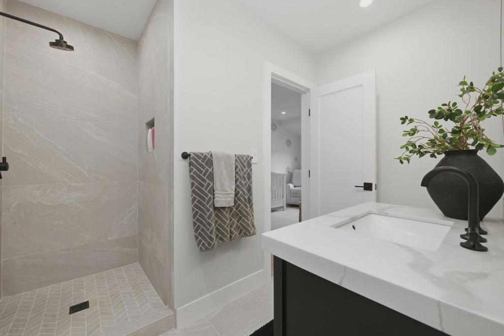 MLS #ML82030475 image #19