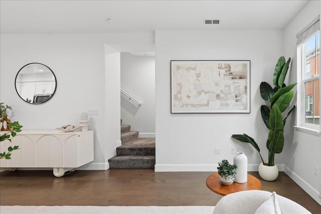 MLS #ML82030533 image #6