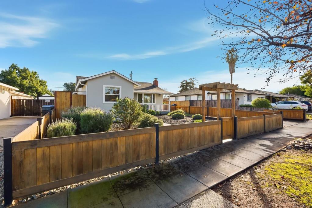 MLS #ML82030593 image #5