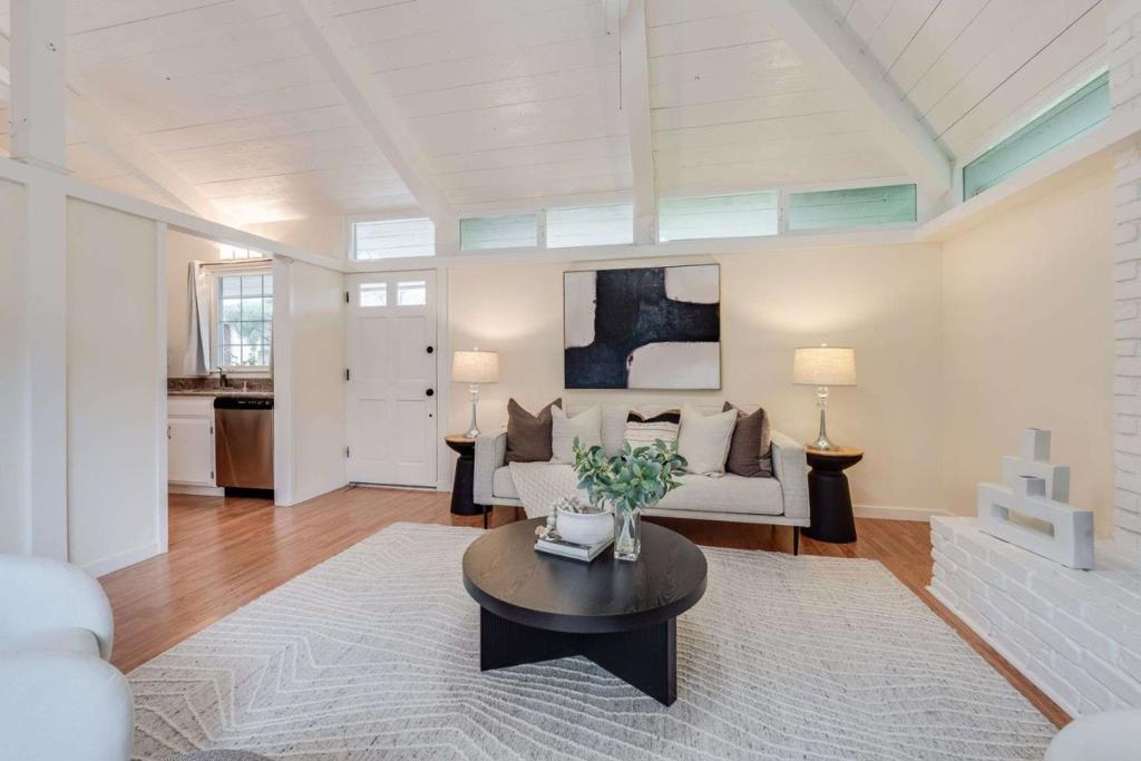 MLS #ML82030597 image #2