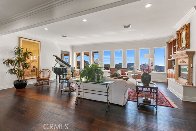 MLS #ND25236850 image #1