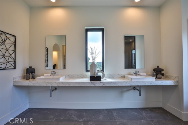 MLS #ND25246017 image #33