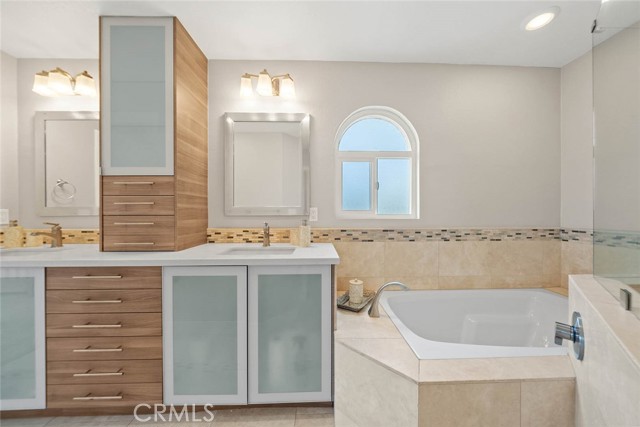 MLS #ND25253013 image #34