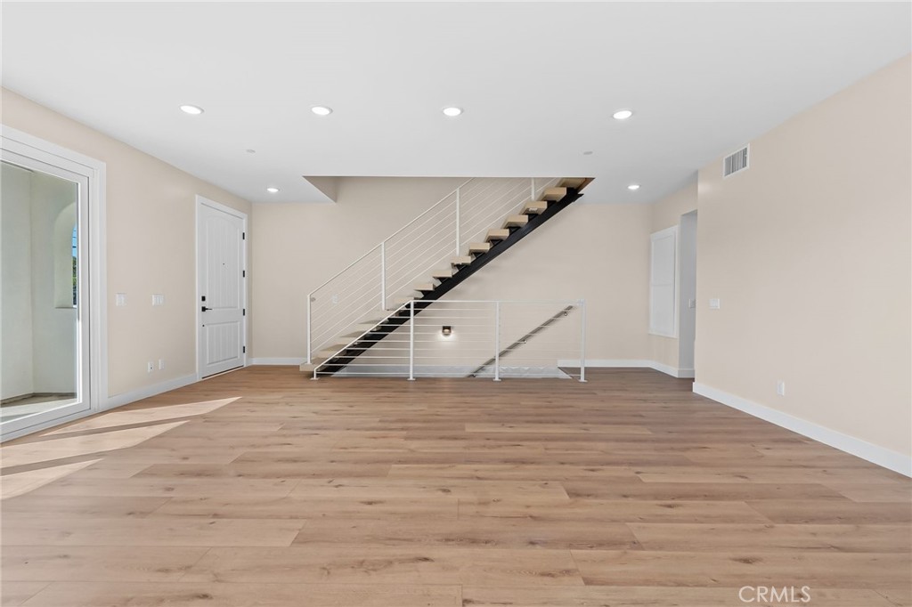 MLS #ND25267905 image #10