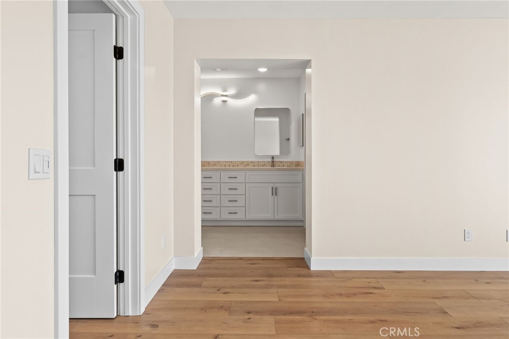 MLS #ND25267905 image #30