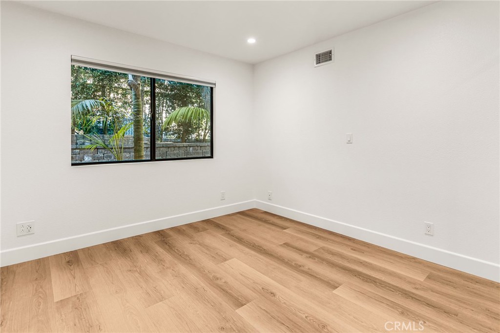 MLS #ND25277303 image #36