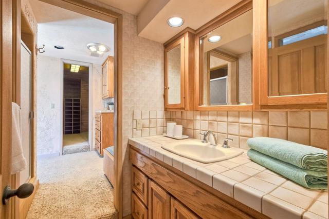 MLS #250025788SD image #36