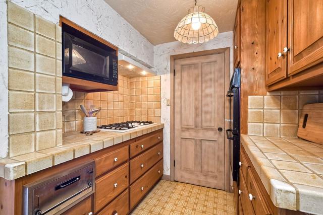 MLS #250025788SD image #46