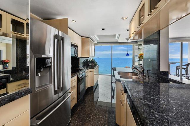 MLS #250019326SD image #10