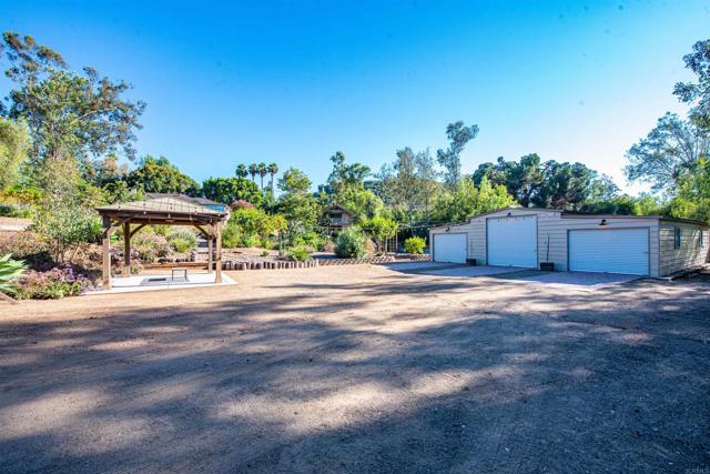 MLS #250041748SD image #35