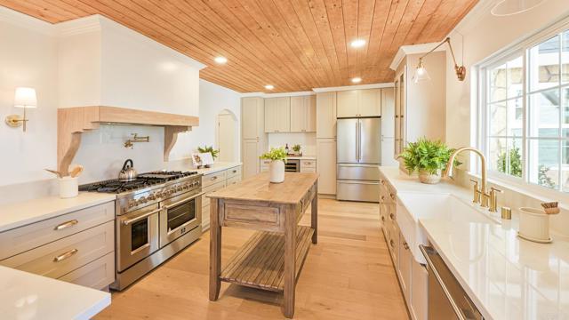 MLS #250043497SD image #12